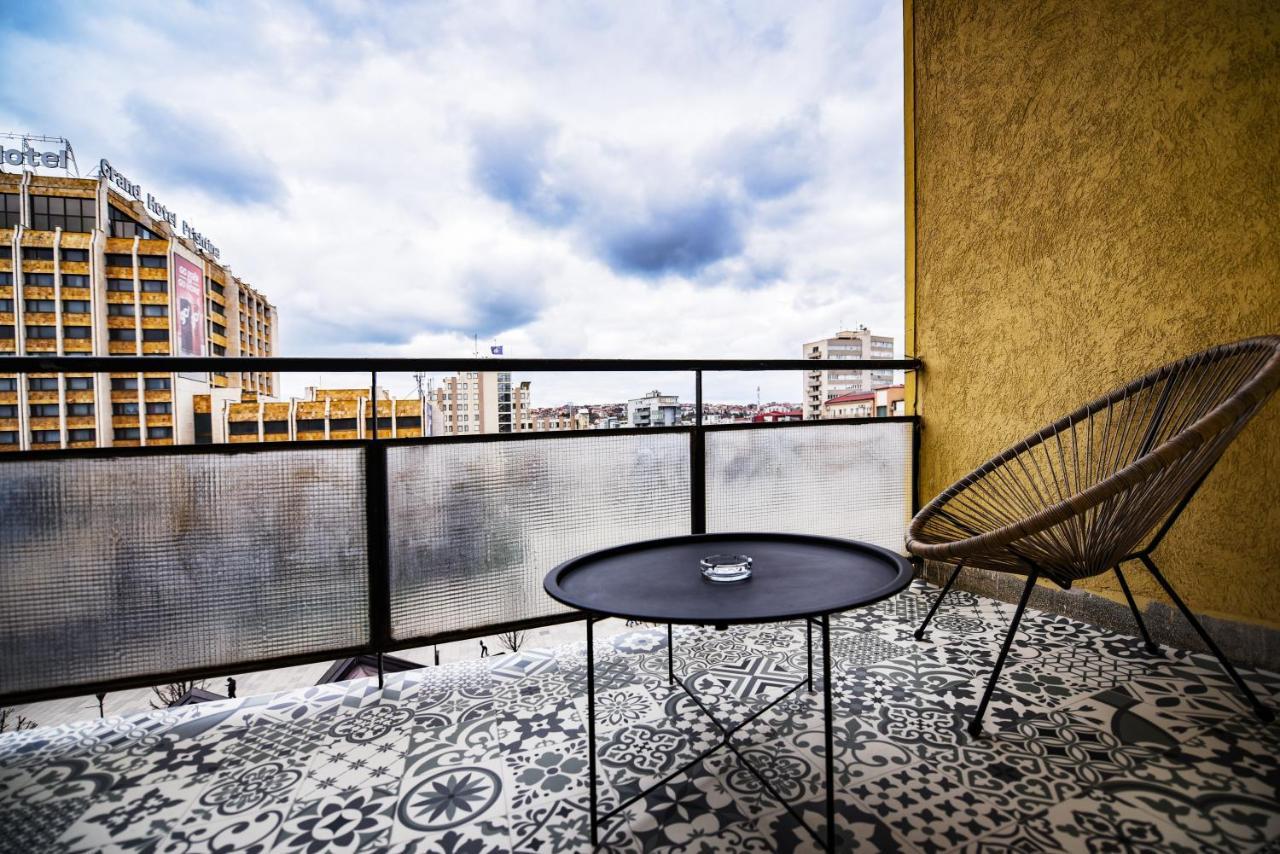Cozy Bright Central Pristina Exterior foto